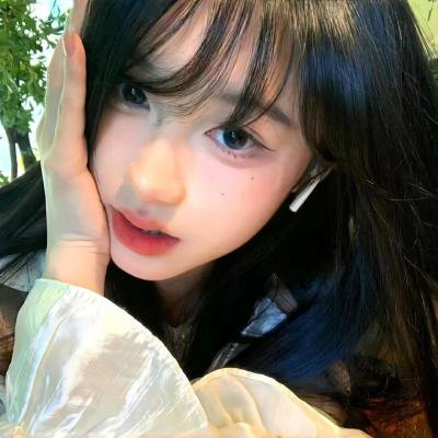 歌唱动荡的青春